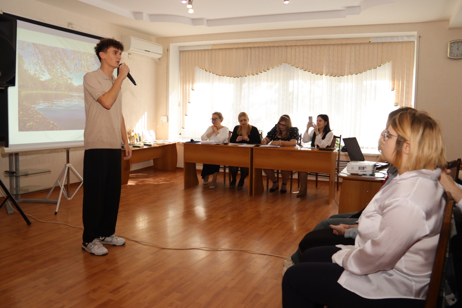 Конкурс чтецов «И нет конца Есенинскому чуду»