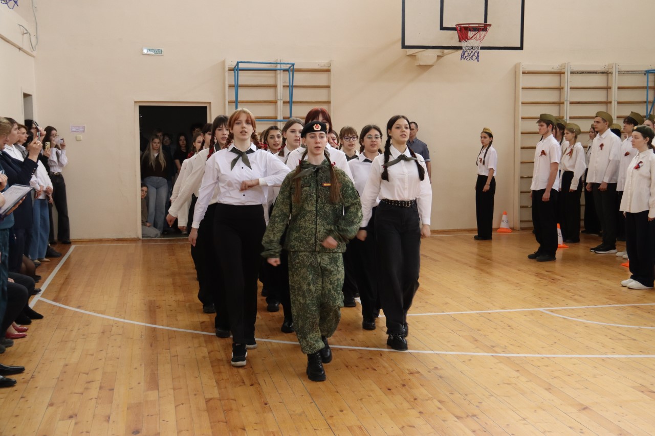 Конкурс Строя и песни!